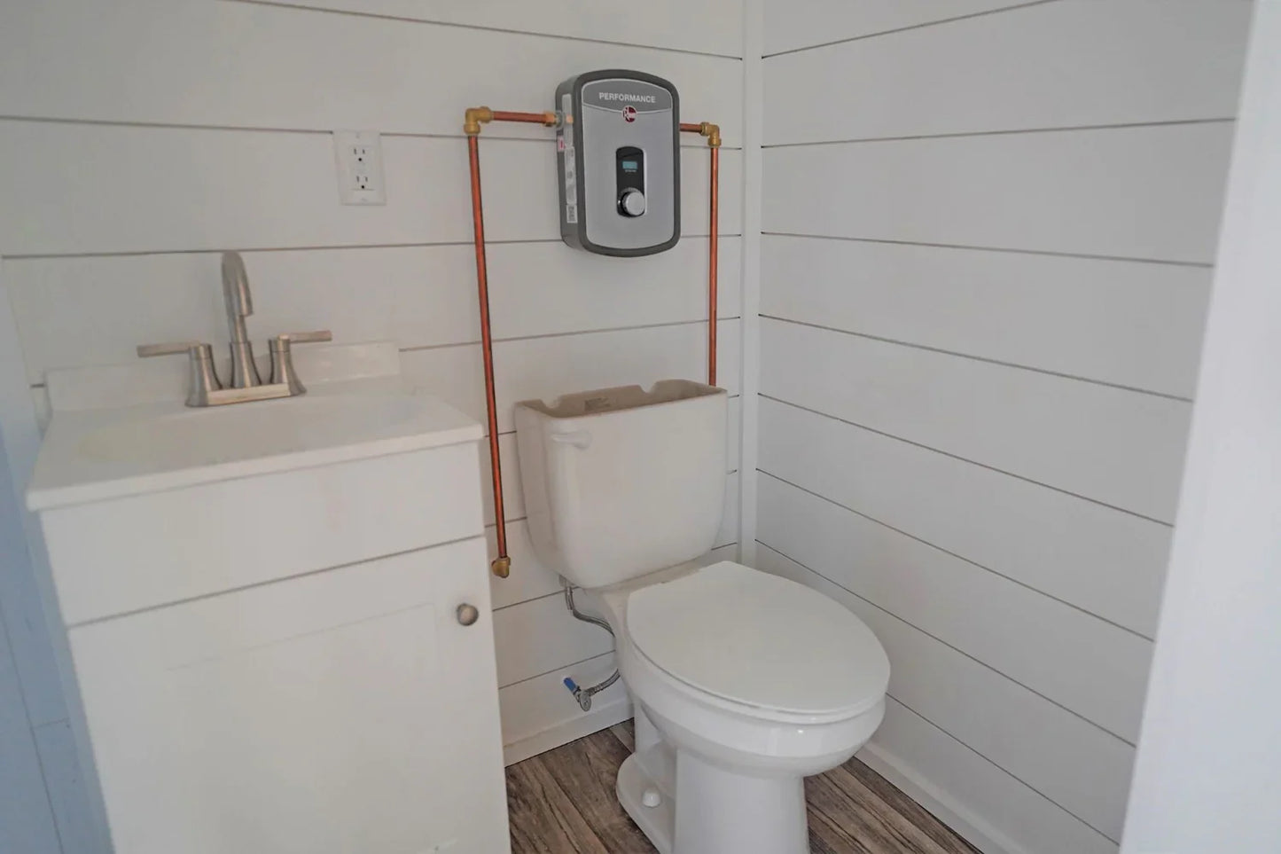 Maison conteneur 20 pieds avec kitchenette et salle de bain