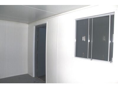 Bureau aménagé en conteneur maritime 15 pieds